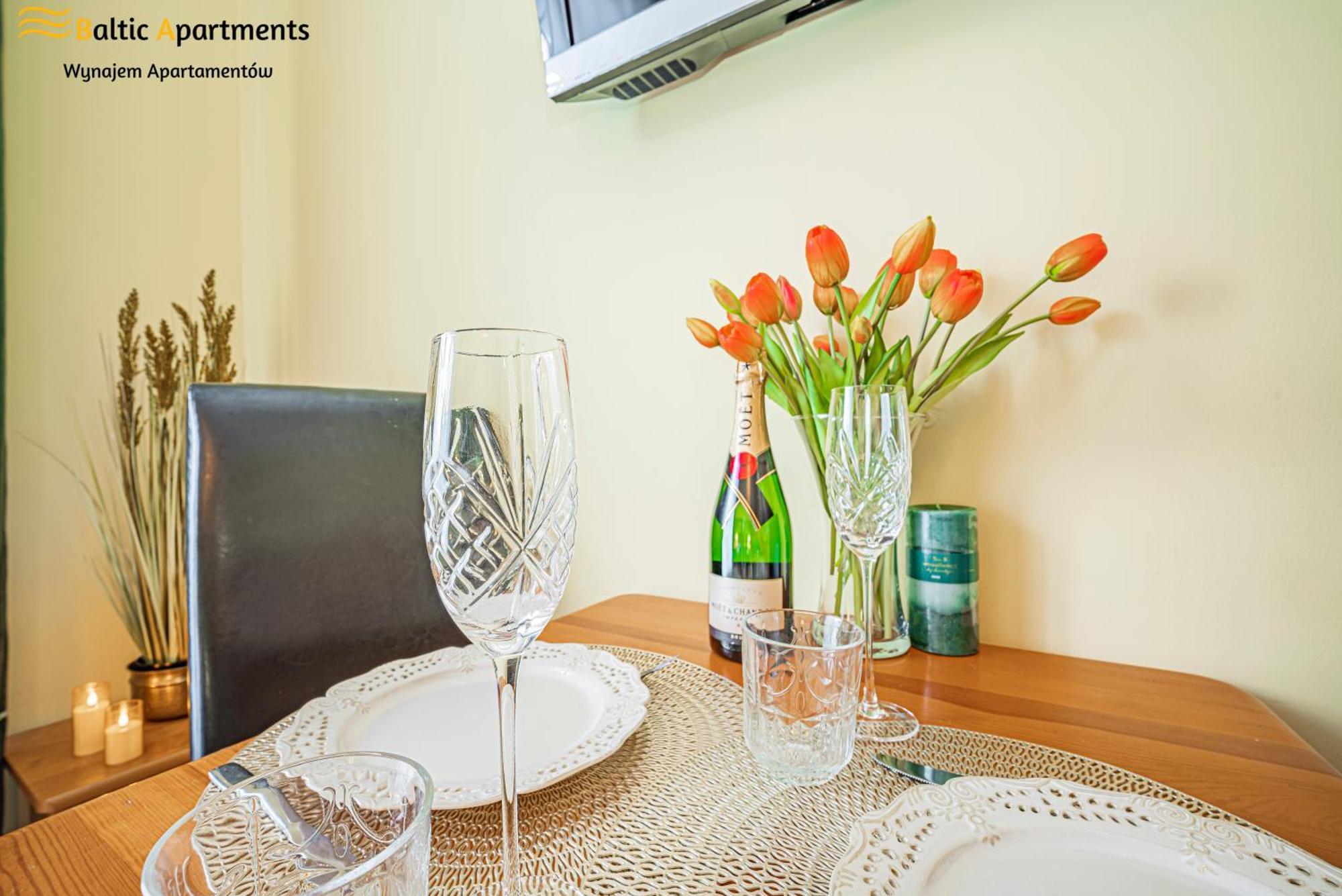 Baltic Apartments - Apartamenty Korony Piastow Świnoujście Esterno foto
